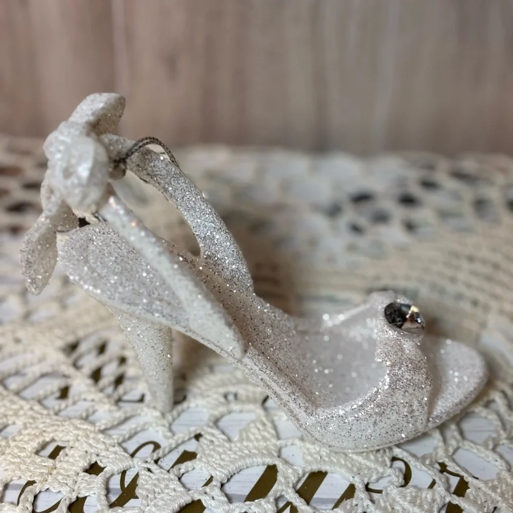 Pier 1 Diamond Ring White Sparkle Heels and Key Ornament